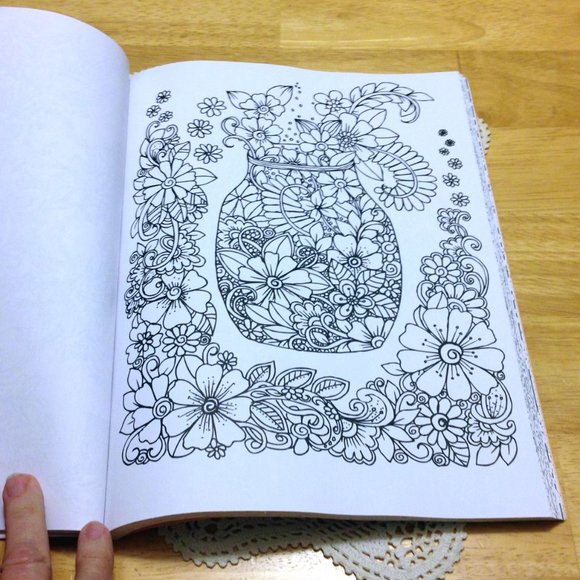 Adult Coloring Book - Peaceful Patterns - Picture 5 of 10